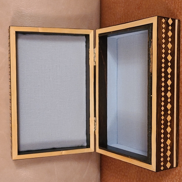 Straw wooden jewelry box - Picture 5 of 10